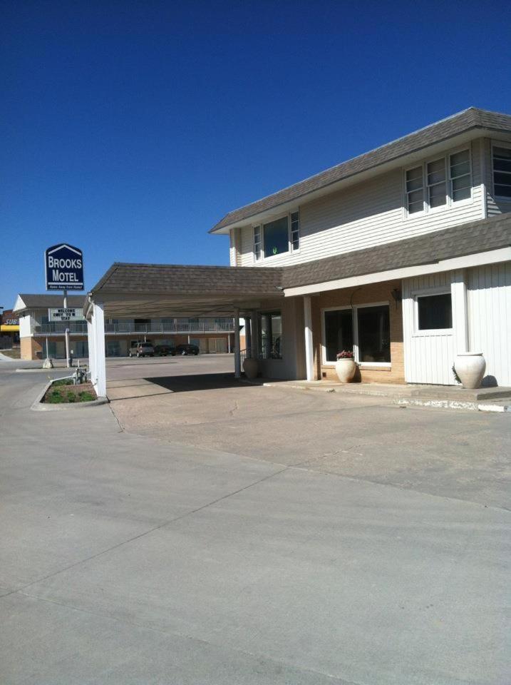 Brooks Motel Norton Экстерьер фото